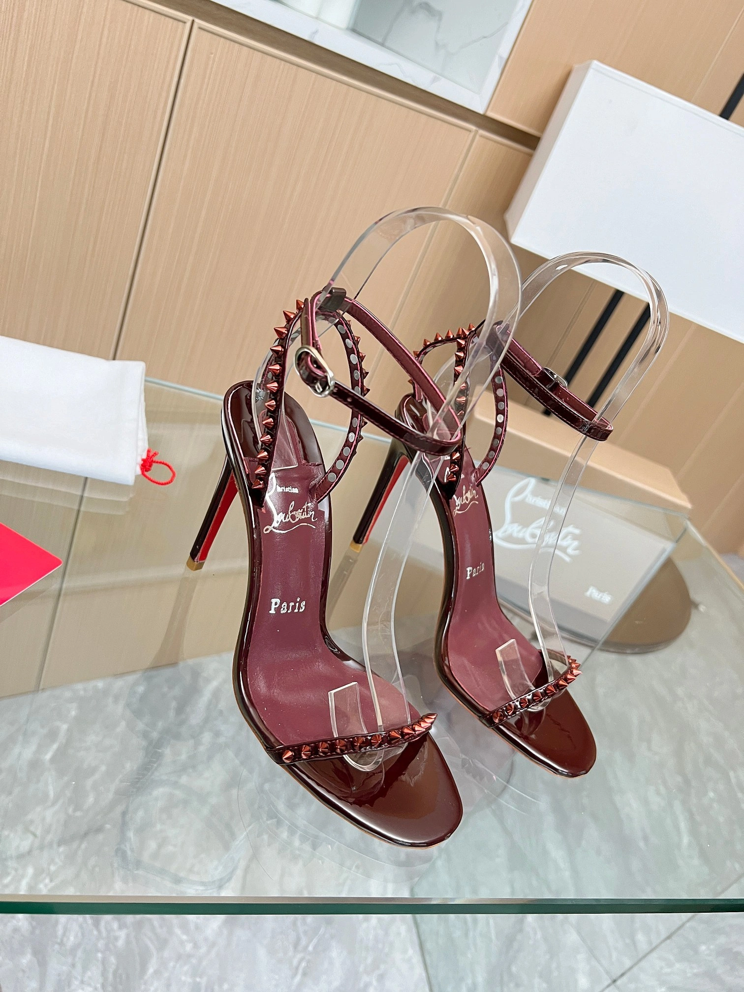 COCO-- 8ou2ou 3220013R592 Heel height：10.5CM sheepskin item:D-X000F1247